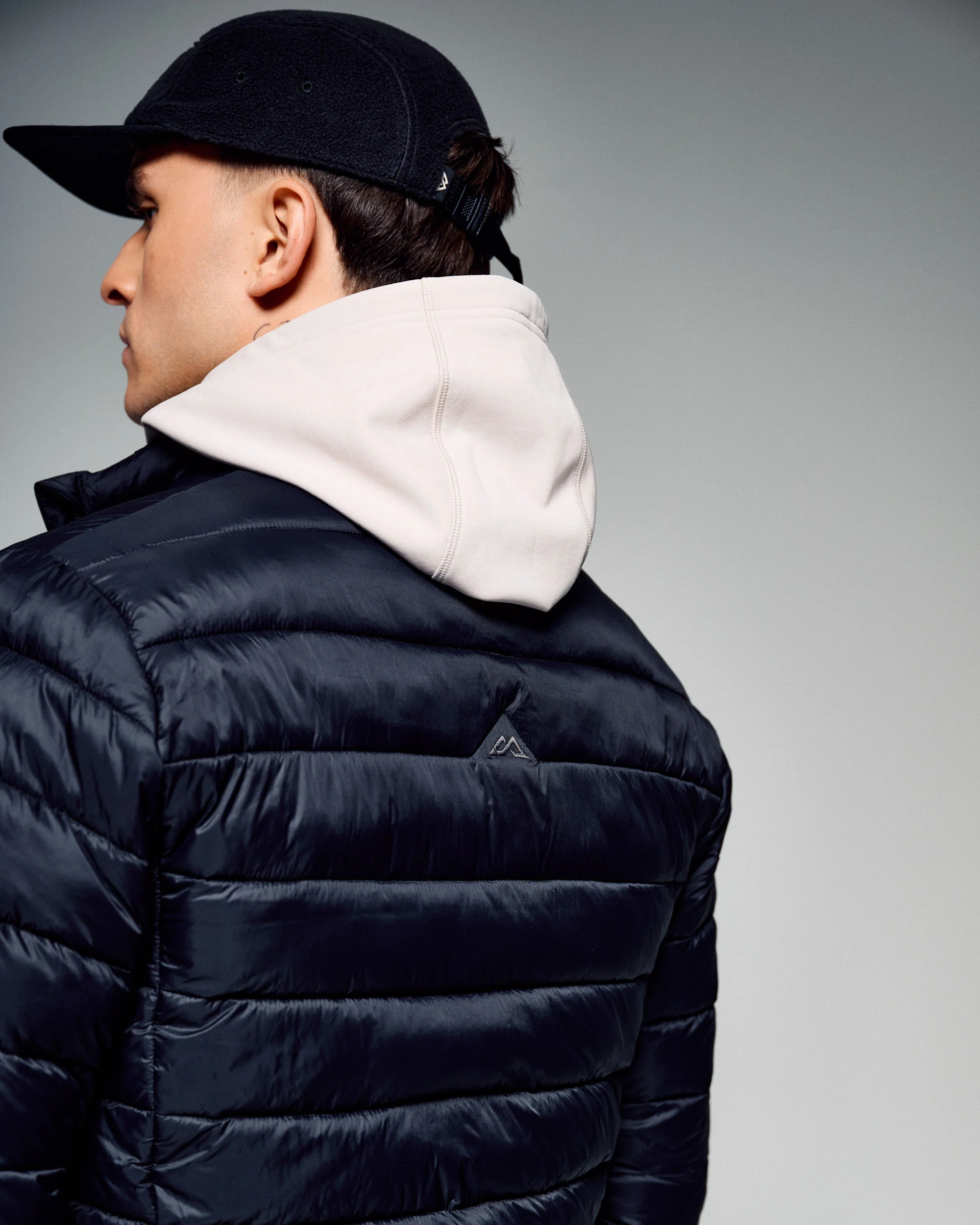 Men's Core Light Weight Insulated Jacket - Black Stingray - Image 6