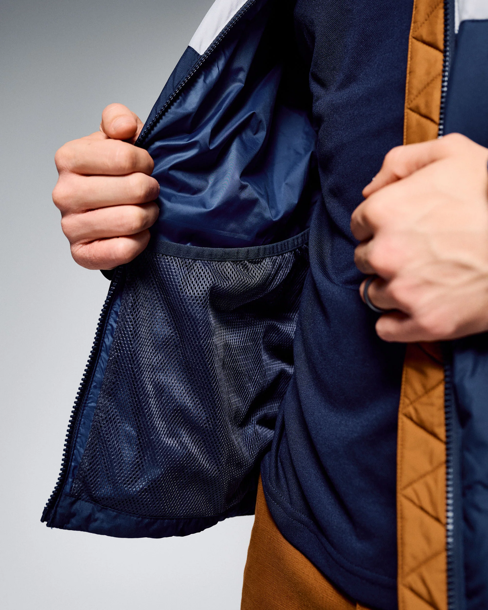 Men's Epiq Limited Down Jacket - Dark Saphire Block - Image 3