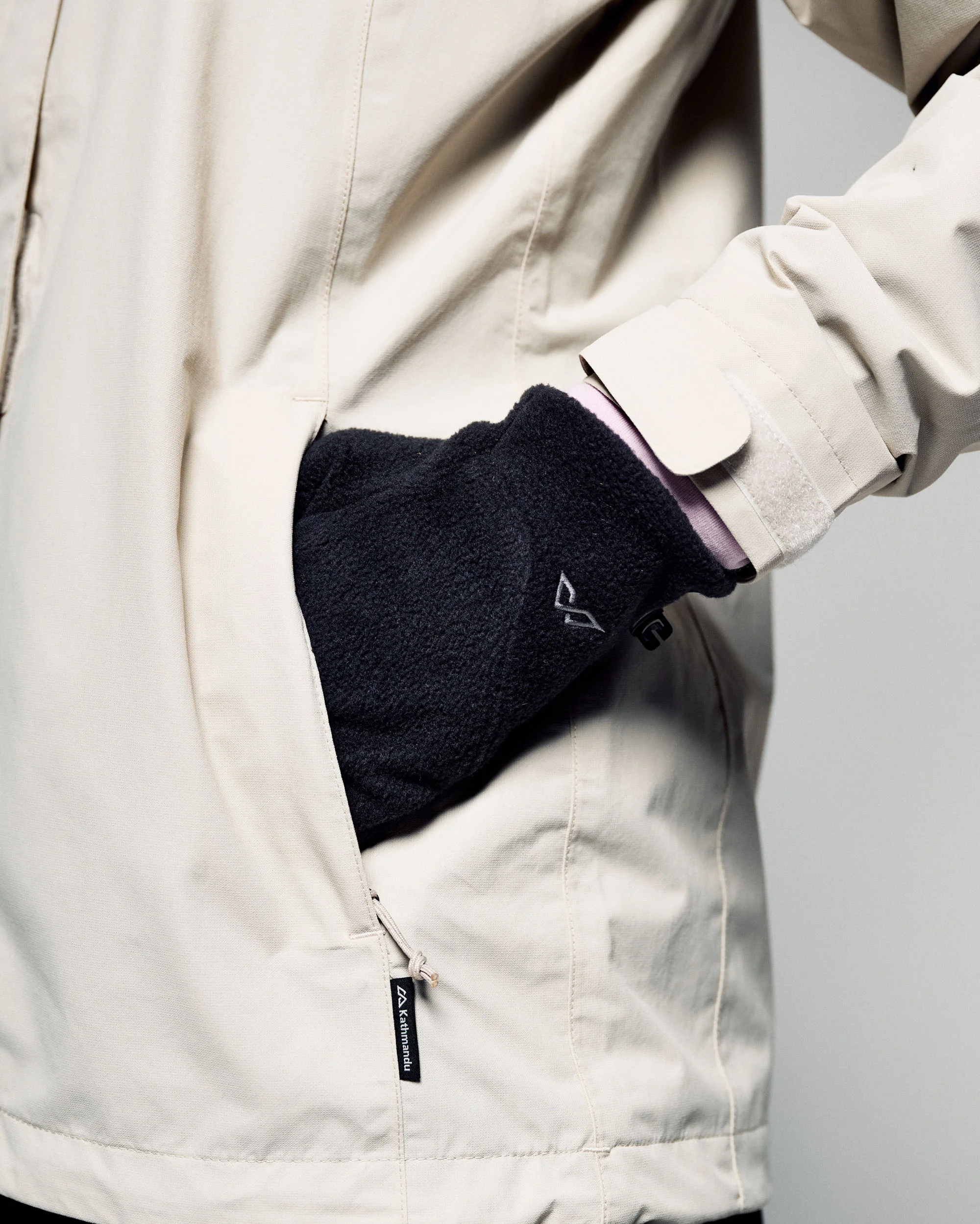 Trailhead 200 Fleece Gloves - Black Stingray - Image 2